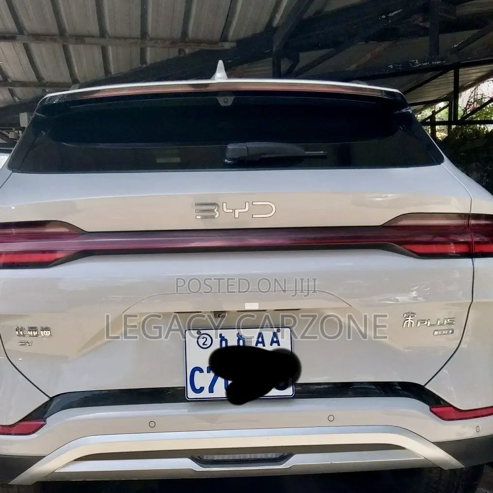 BYD Song Plus 2021 White