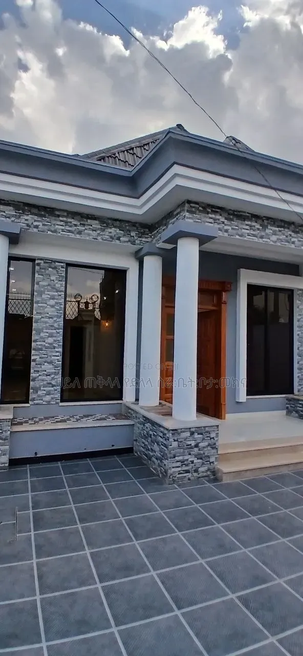 Furnished 5bdrm Villa in Legetafo Area, Oromia-Finfinne for sale