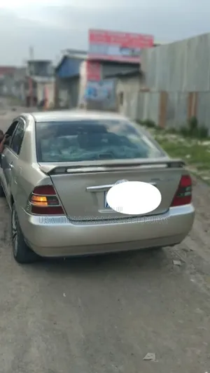 Toyota Corolla 2003 Gold