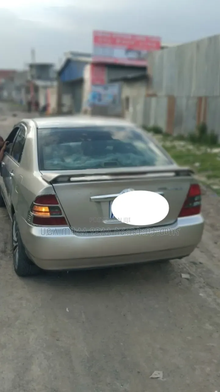 Toyota Corolla 2003 Gold