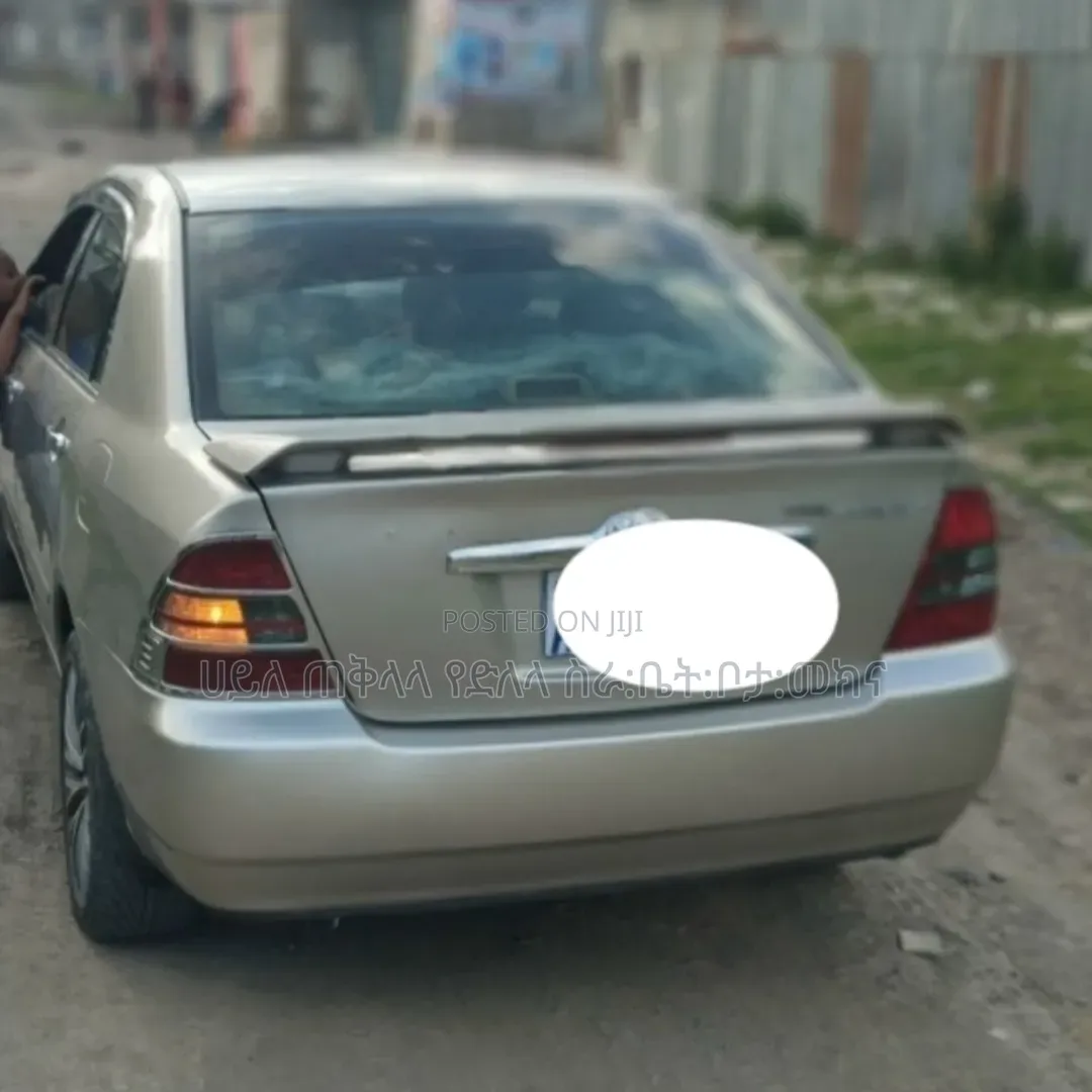 Toyota Corolla 2003 Gold