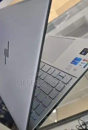 New Laptop HP 250 G7 16GB Intel Core i5 SSD 1T