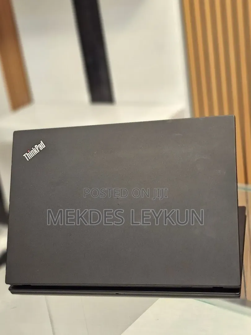 New Laptop Lenovo ThinkPad t495s 8GB AMD Ryzen 5 SSD 512GB