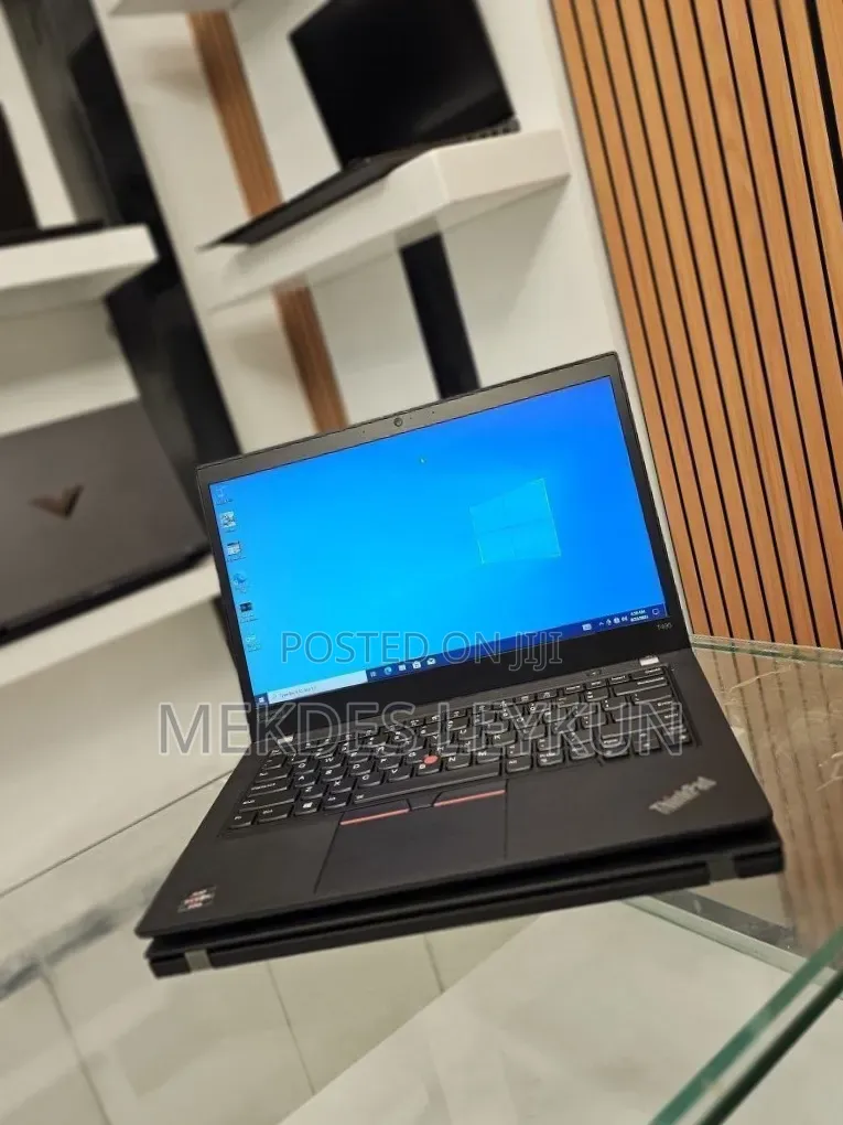 New Laptop Lenovo ThinkPad t495s 8GB AMD Ryzen 5 SSD 512GB