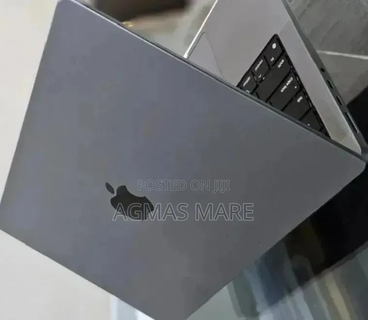 New Laptop Apple MacBook Pro 2021 M1 16GB Apple M1 SSD 512GB