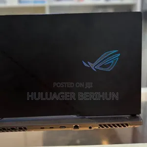 New Laptop Asus ROG Strix G17 32GB Intel Core i9 SSD 1T