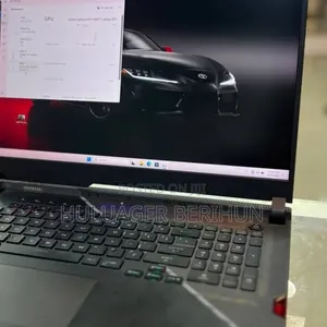 New Laptop Asus ROG Strix G17 32GB Intel Core i9 SSD 1T