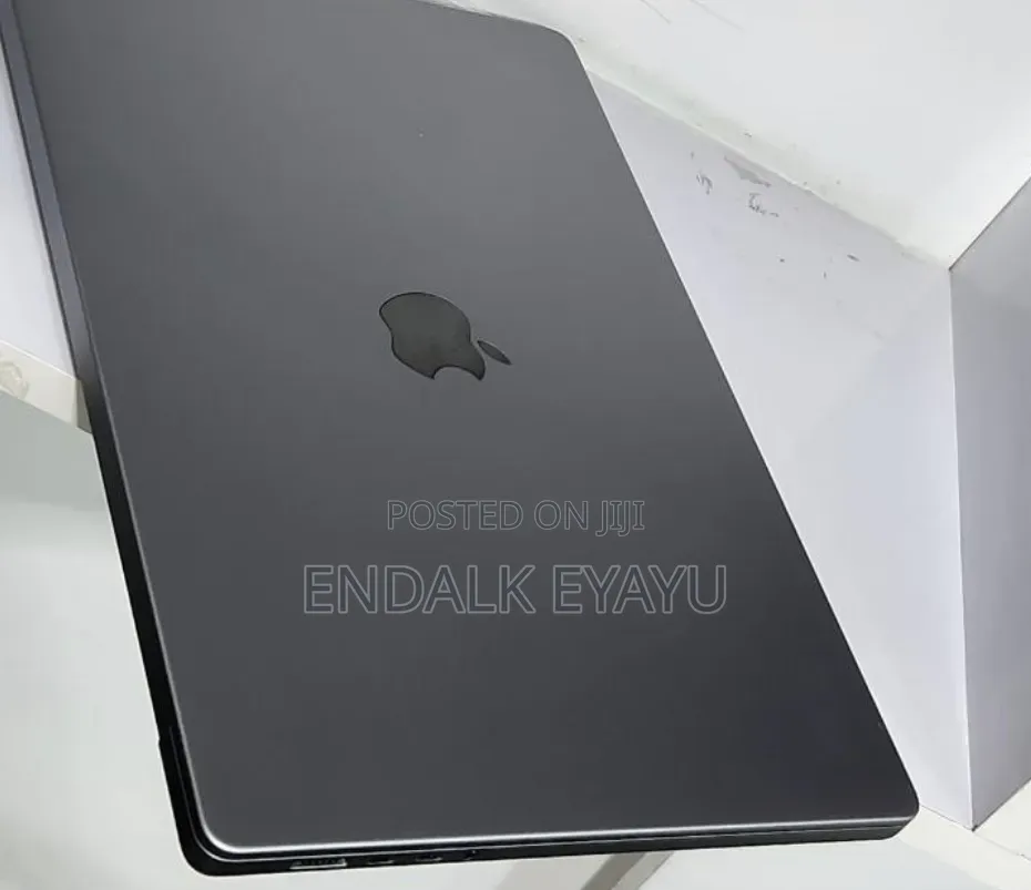 New Laptop Apple MacBook Pro 2021 M1 32GB Apple M1 Pro SSD 512GB