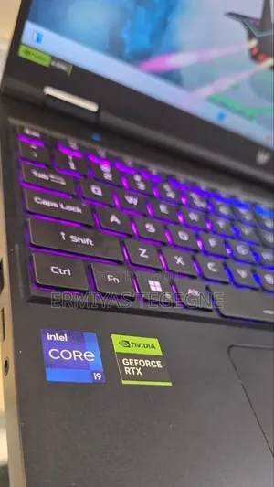 New Laptop Alienware 13 16GB Intel Core i9 SSD 1T