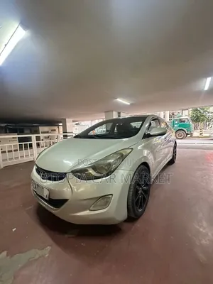 Hyundai Elantra 2013