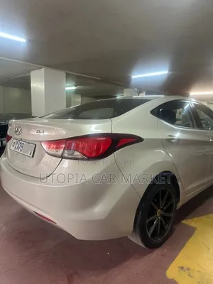 Hyundai Elantra 2013