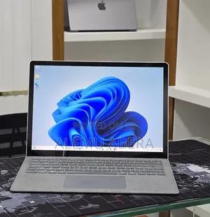 New Laptop Microsoft Surface Laptop 4 16GB Intel Core i5 SSD 512GB