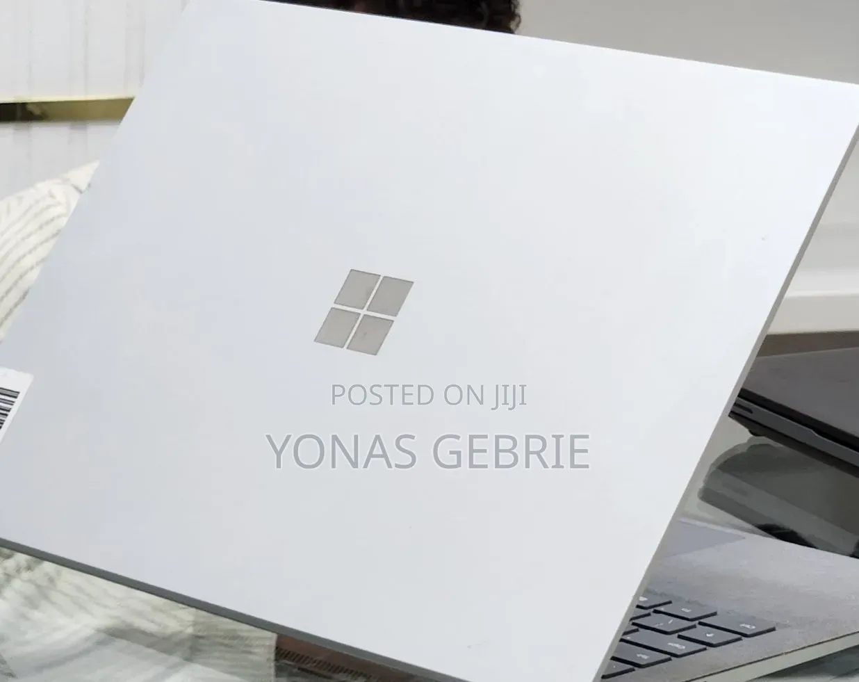 New Laptop Microsoft Surface 16GB Intel Core i7 SSD 256GB