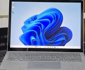 New Laptop Microsoft Surface 16GB Intel Core i5 SSD 512GB
