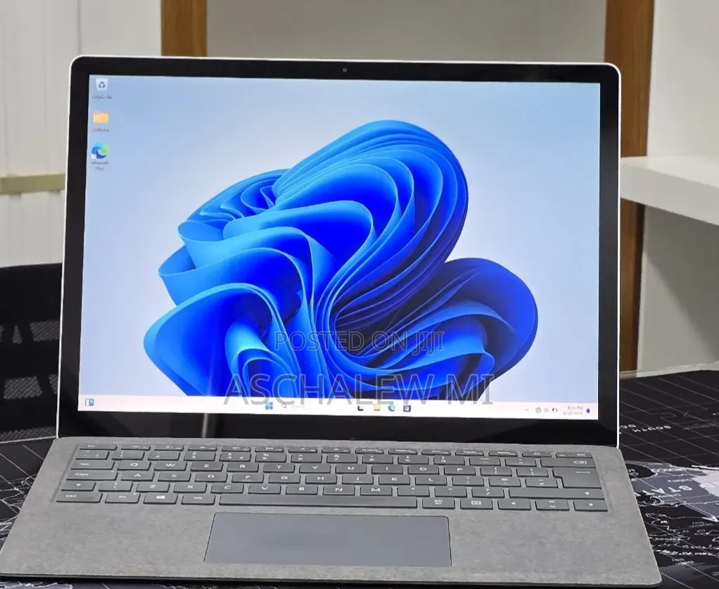 New Laptop Microsoft Surface Laptop 4 16GB Intel Core i5 SSD 512GB