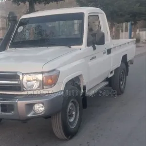 Toyota Land Cruiser 2014