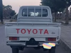 Toyota Land Cruiser 2014