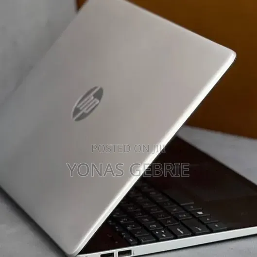 Laptop HP Stream Notebook 8GB Intel Core i5 HDD+SSD 1T