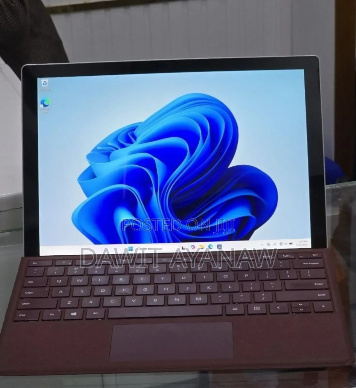 New Laptop Microsoft Surface Pro 6 8GB Intel Core i5 SSD 128GB