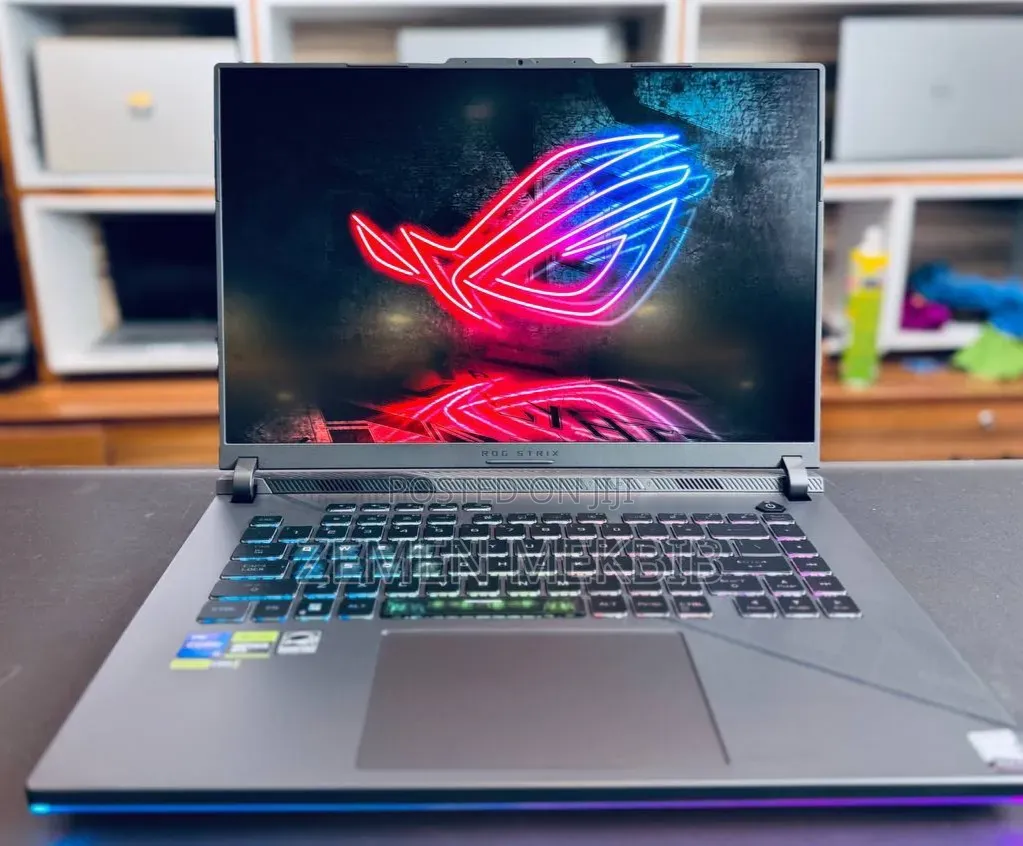New Laptop Asus ROG Strix G15 16GB Intel Core i9 SSD 1T