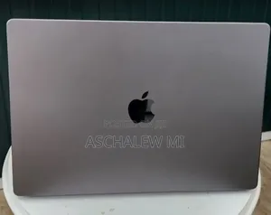 New Laptop Apple MacBook Pro 2021 M1 16GB Apple M1 Pro SSD 1T
