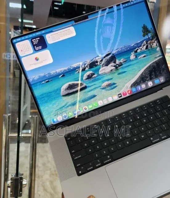 New Laptop Apple MacBook Pro 2021 M1 16GB Apple M1 Pro SSD 1T