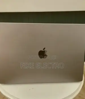 New Laptop Apple MacBook Pro 2021 M1 16GB Apple M1 Pro SSD 1T