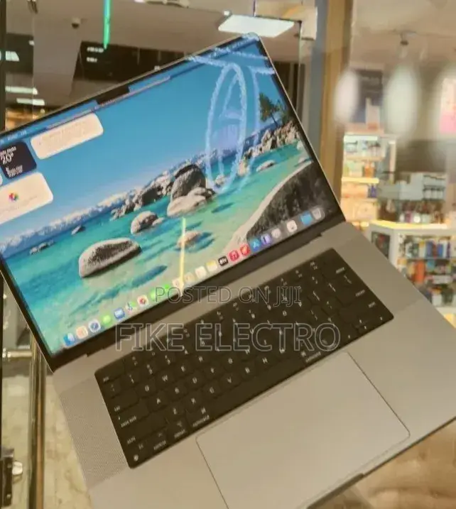 New Laptop Apple MacBook Pro 2021 M1 16GB Apple M1 Pro SSD 1T