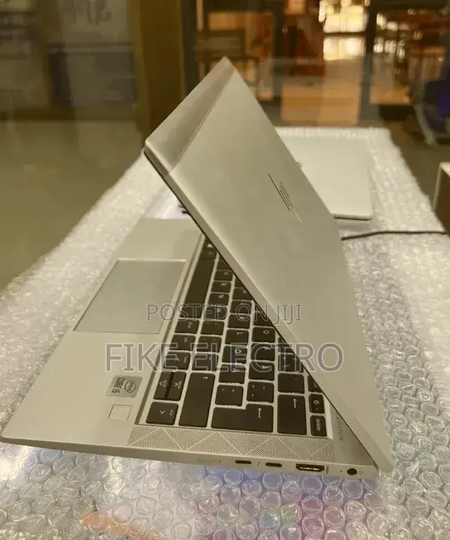 New Laptop HP EliteBook 830 G7 16GB Intel Core i5 SSD 512GB