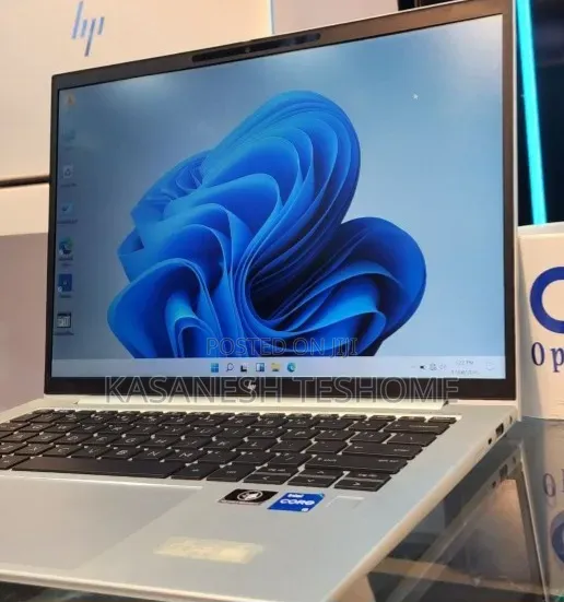 New Laptop HP EliteBook 840 16GB Intel Core i5 SSD 512GB