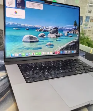 New Laptop Apple MacBook 16GB Apple M1 Pro SSD 1T