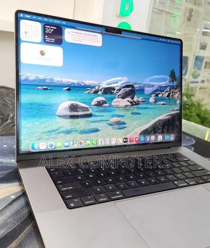 New Laptop Apple MacBook 16GB Apple M1 Pro SSD 1T