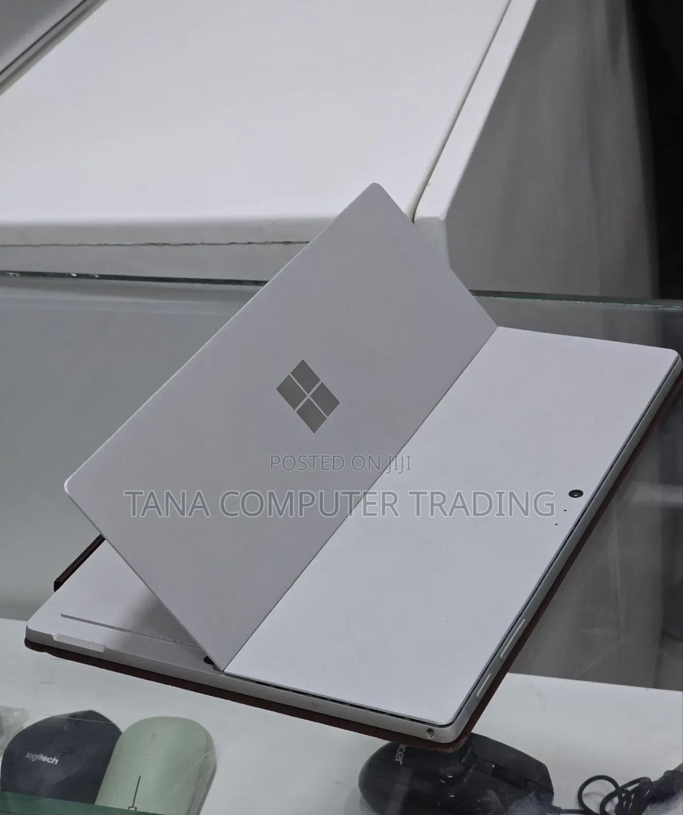 New Laptop Microsoft Surface Pro 6 8GB Intel Core i5 SSD 128GB