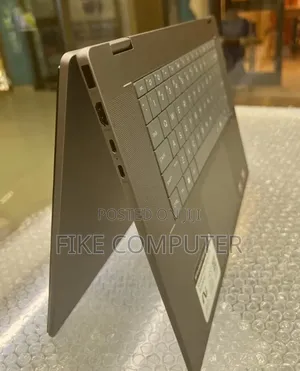 New Laptop HP OmniBook X Flip 16" 16GB AMD Ryzen 5 SSD 512GB