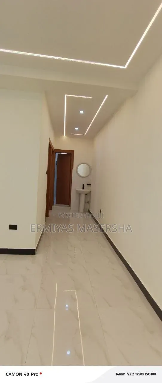 Furnished 2bdrm Condo in Yeka for sale