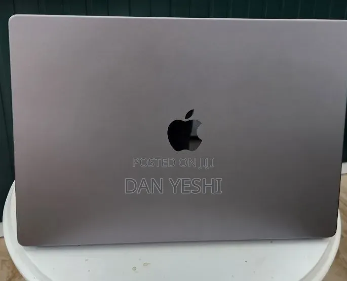 New Laptop Apple MacBook Pro 2021 M1 16GB Apple M1 SSD 1T