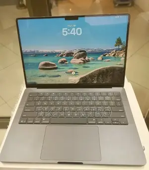 New Laptop Apple MacBook Pro 2025 M5 16GB Apple M5 Pro SSD 512GB