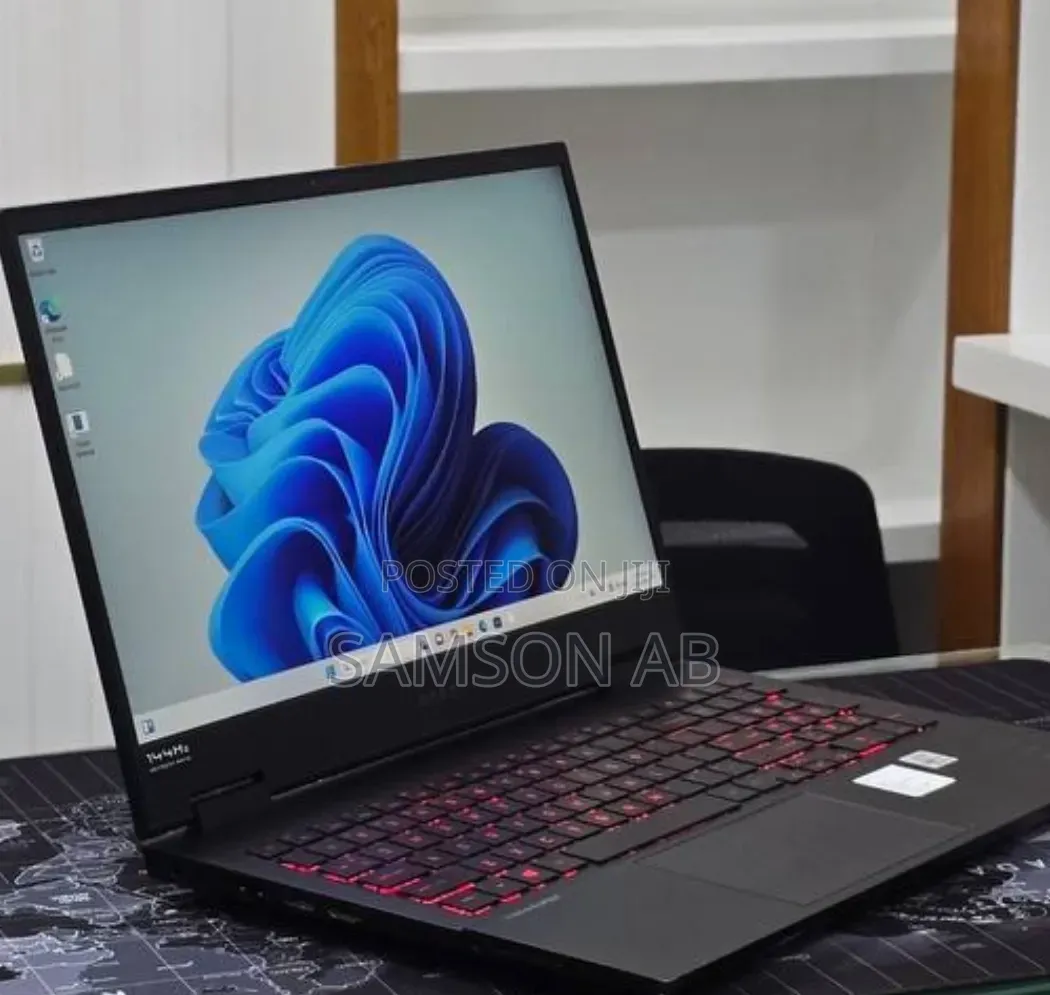 New Laptop HP Omen 15 16GB Intel Core i7 SSD 512GB