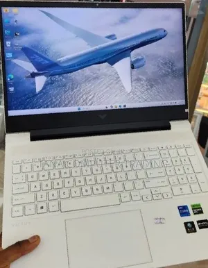New Laptop HP Victus 15 16GB Intel Core i7 SSD 512GB
