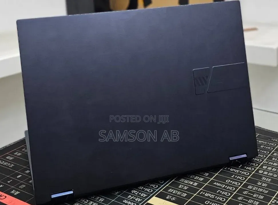 New Laptop Asus VivoBook 15 X505BA 16GB AMD Ryzen 7 SSD 512GB