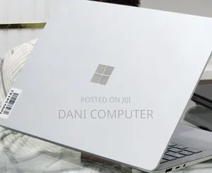 New Laptop Microsoft Surface 16GB Intel Core i7 SSD 256GB