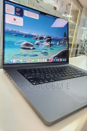 New Laptop Apple MacBook 16GB SSD 1T