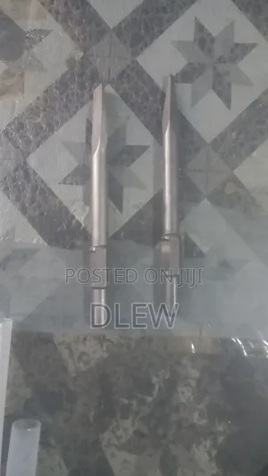 Jak Hammer Punta ጃካመር ፑንታ