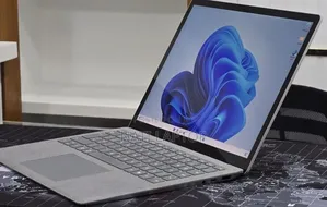 New Laptop Microsoft Surface Laptop 4 16GB Intel Core i5 SSD 512GB