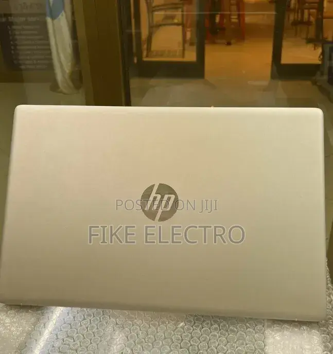 New Laptop HP Stream Notebook 8GB AMD Ryzen 5 SSD 512GB
