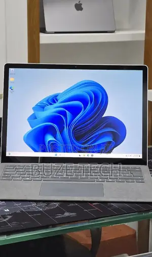 New Laptop HP 16GB Intel Core i5 SSD 512GB