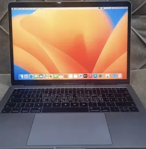 Laptop Apple MacBook Pro 2017 16GB Intel Core i5 SSD 512GB