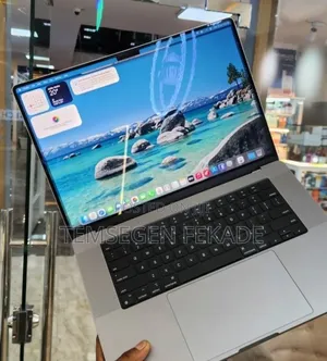 New Laptop Apple MacBook Pro 2021 M1 16GB Apple M1 Pro SSD 1T