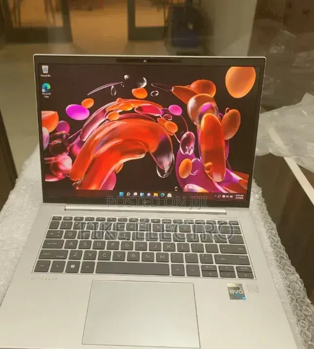 New Laptop HP EliteBook 840 G9 16GB Intel Core i7 SSD 512GB