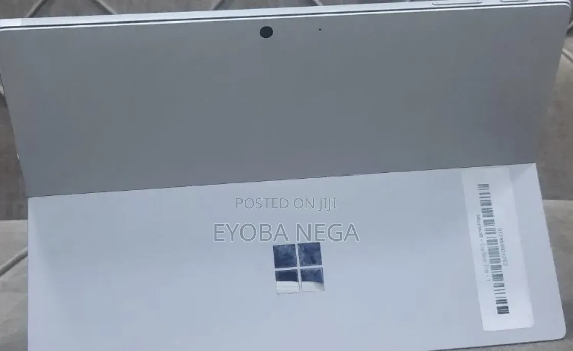 New Laptop Microsoft Surface 16GB Intel Core i7 SSD 512GB